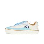 Cute unisex casual shoes with off white and blue stitching